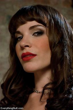 Dana DeArmond and Gia DiMarco worship one anothers perfect ass.