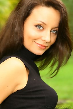 Only Tease set #2425